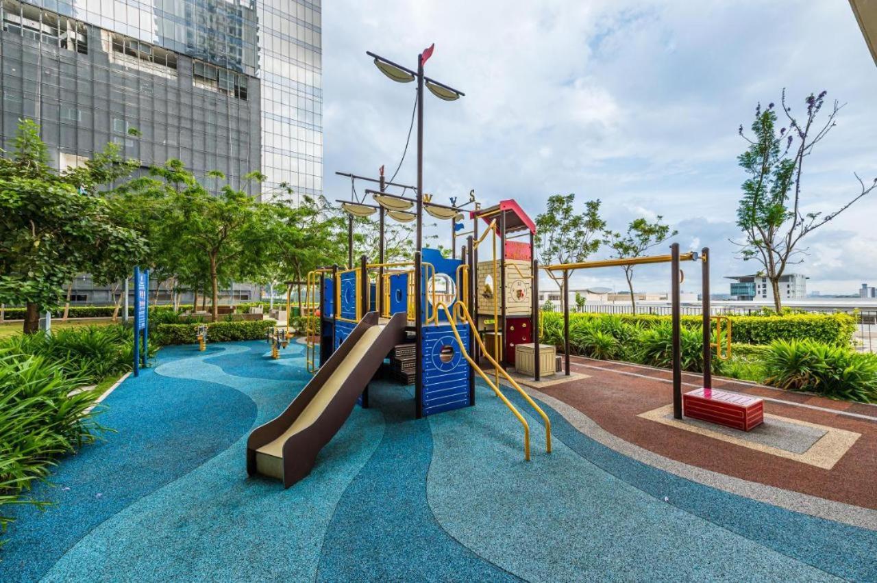 莎阿南Simple No 6- Trefoil Setia Alam- Near Setia Convention Centre住宿加早餐旅馆 外观 照片